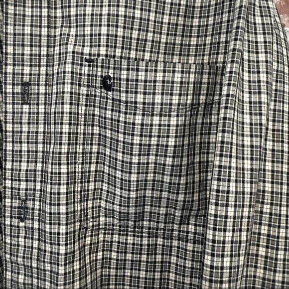 Men’s Large Carhartt Long Sleeve Button Down - Picture 4 of 5